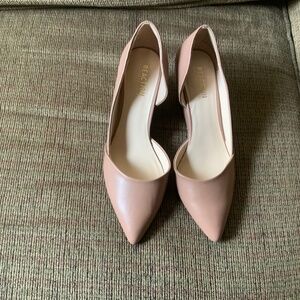 Kenneth Cole. Tan Wedges Like new